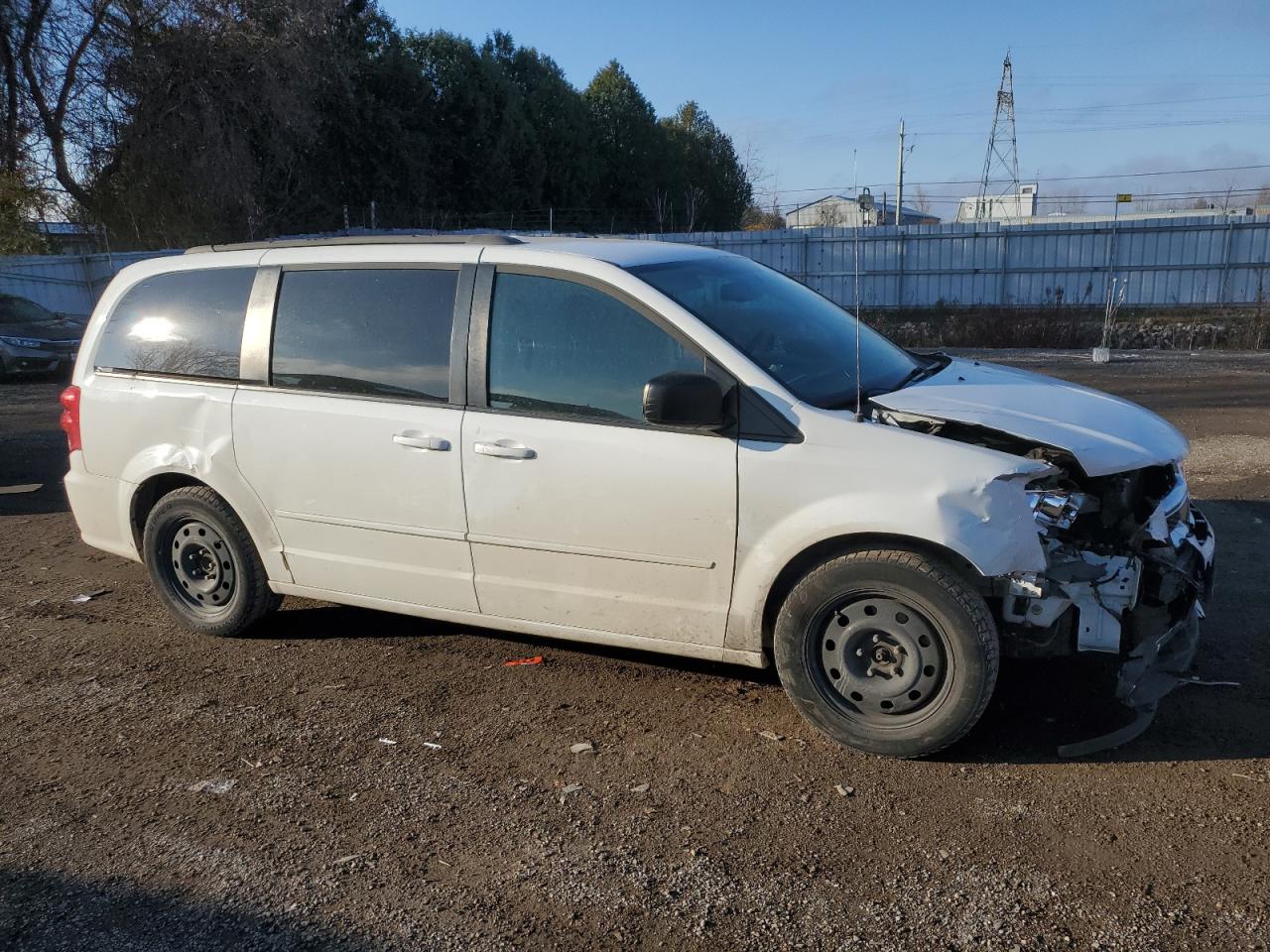 2017 Dodge Caravan - Image 4