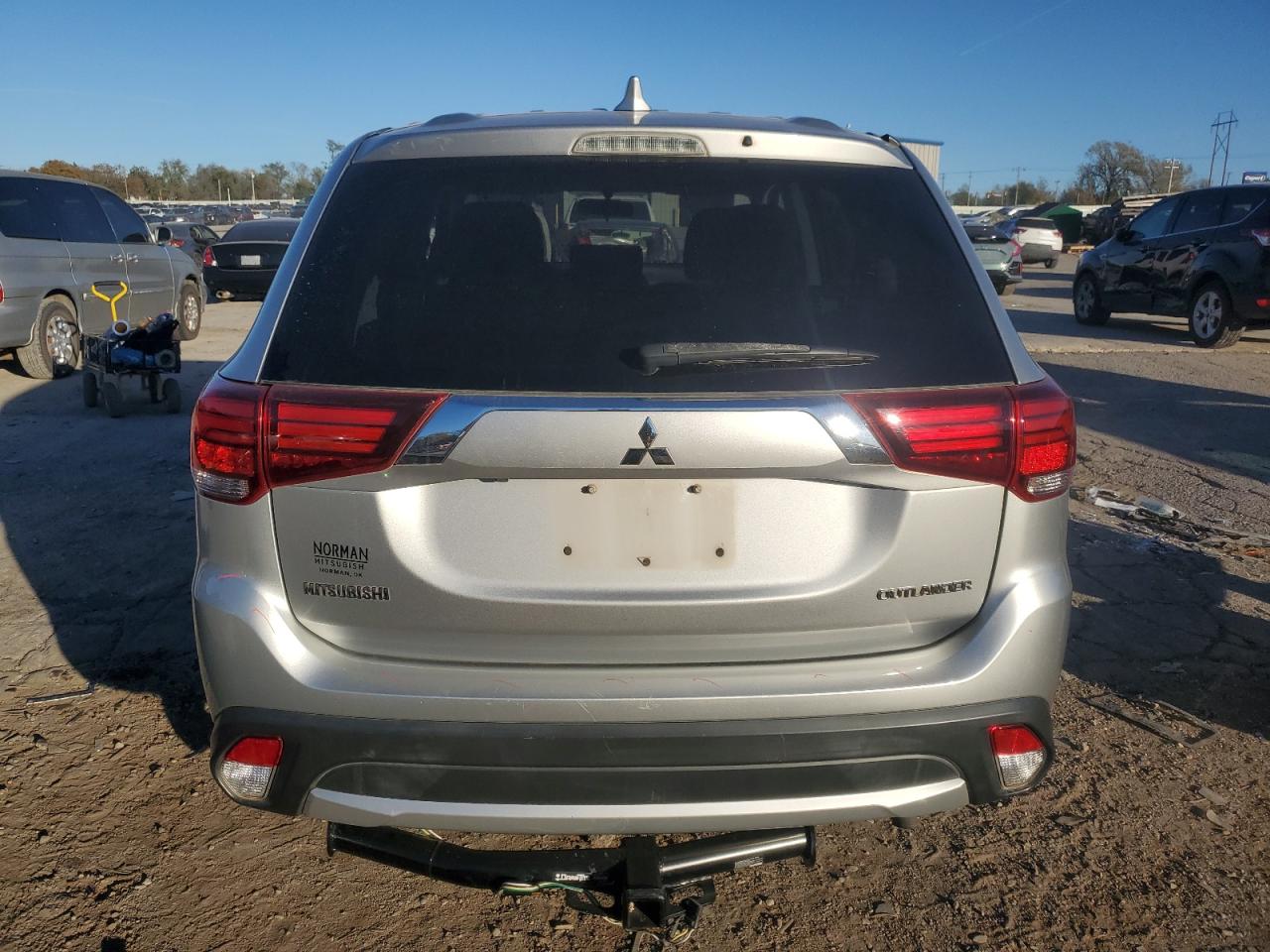 VIN JA4AD2A38JJ004915 2018 MITSUBISHI OUTLANDER no.6