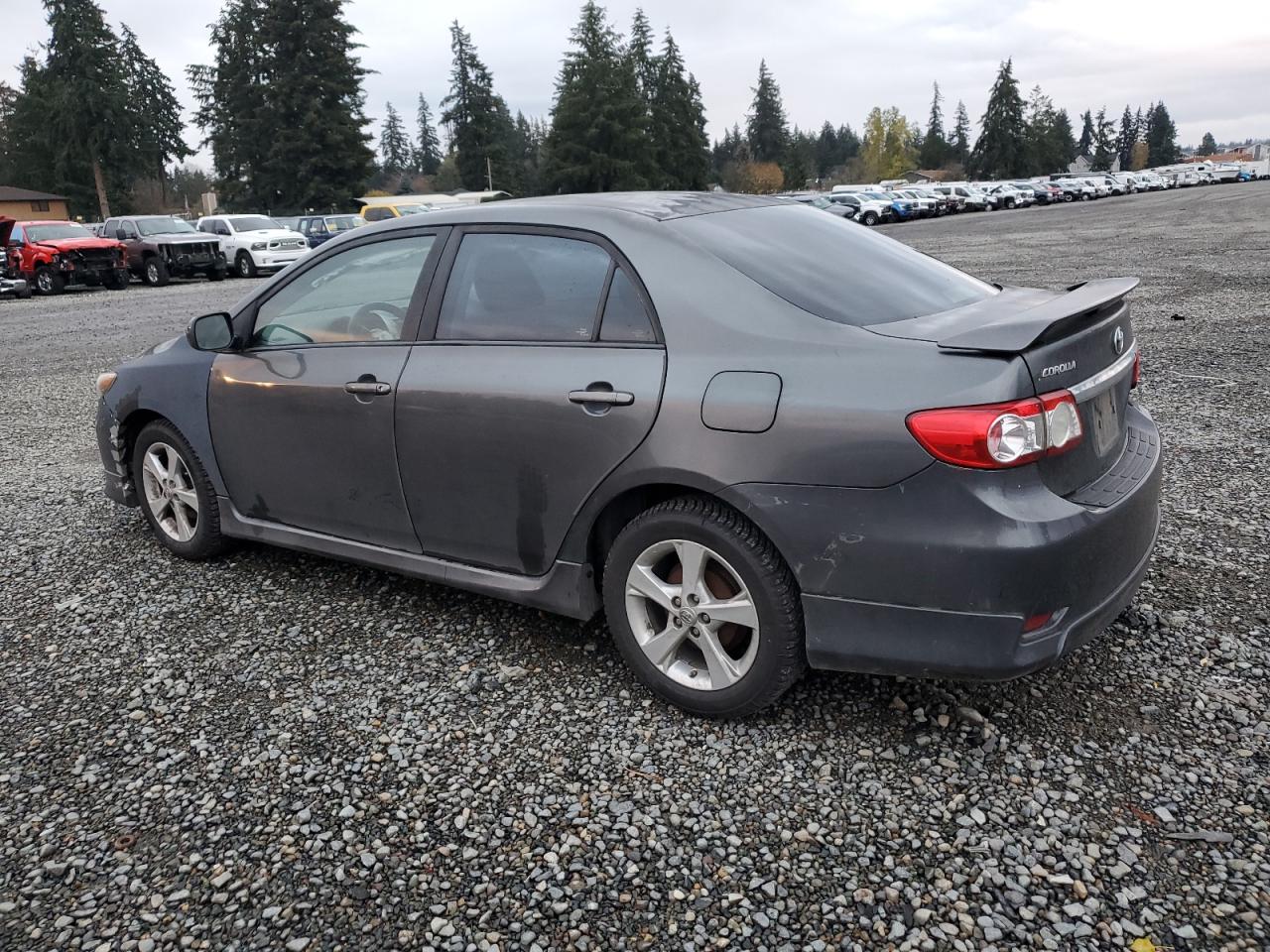 VIN 2T1BU4EE3DC924758 2013 TOYOTA COROLLA no.2