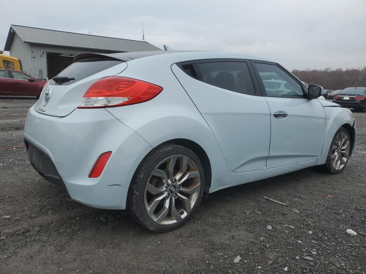 VIN KMHTC6AD7FU220693 2015 HYUNDAI VELOSTER no.3