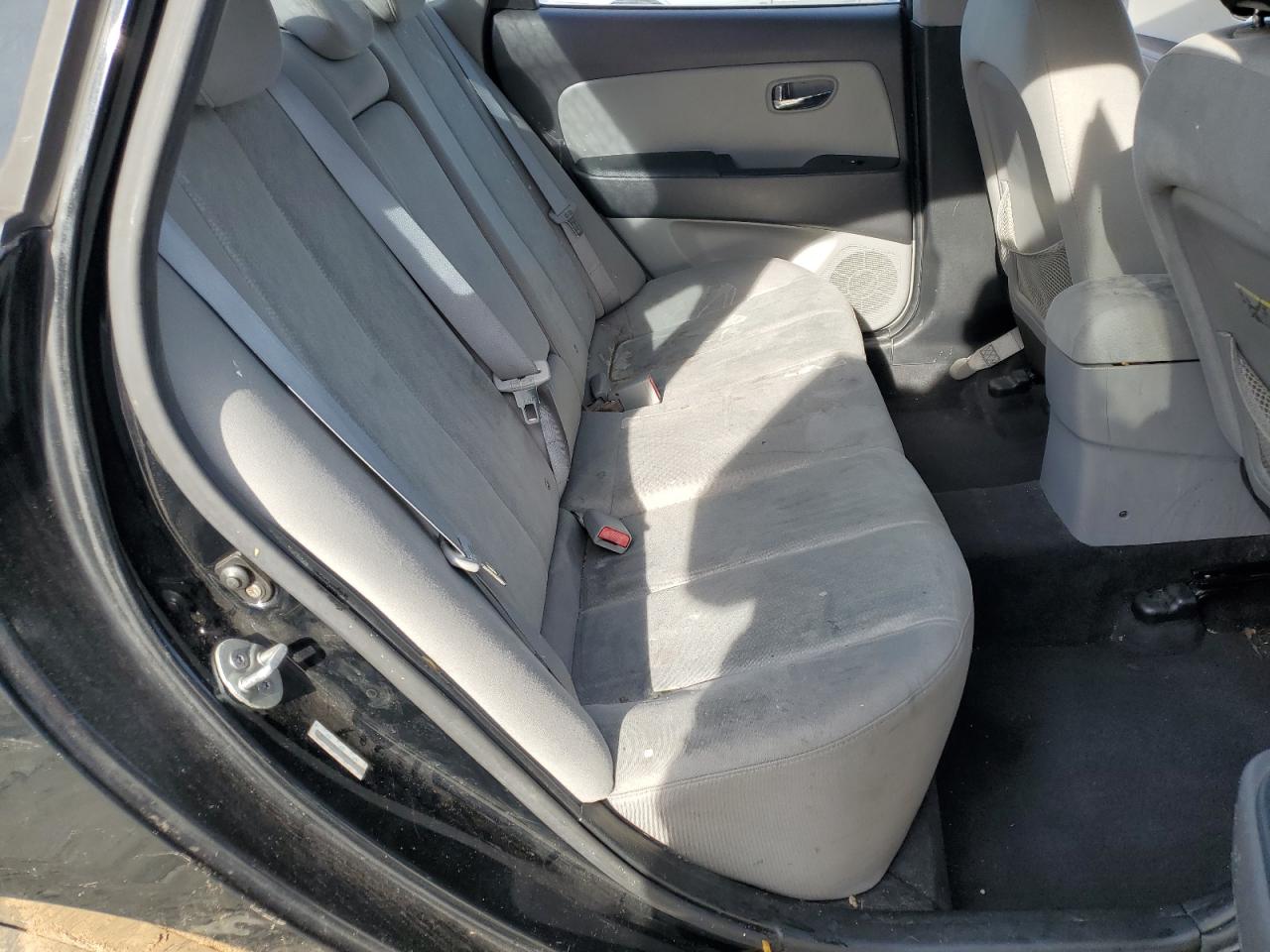 2010 Hyundai Elantra - Image 10