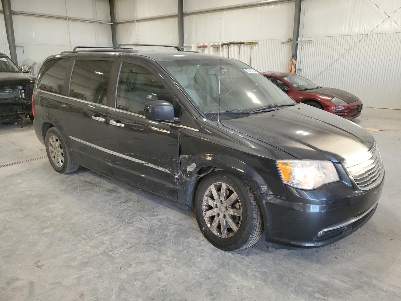 VIN 2C4RC1BG4ER409565 2014 CHRYSLER MINIVAN no.4