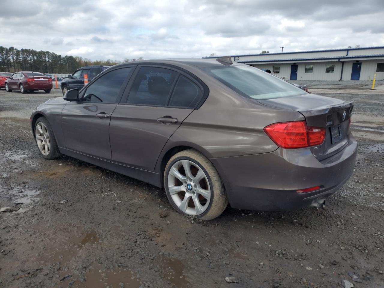 VIN WBA3B3C55EF544950 2014 BMW 3 SERIES no.2