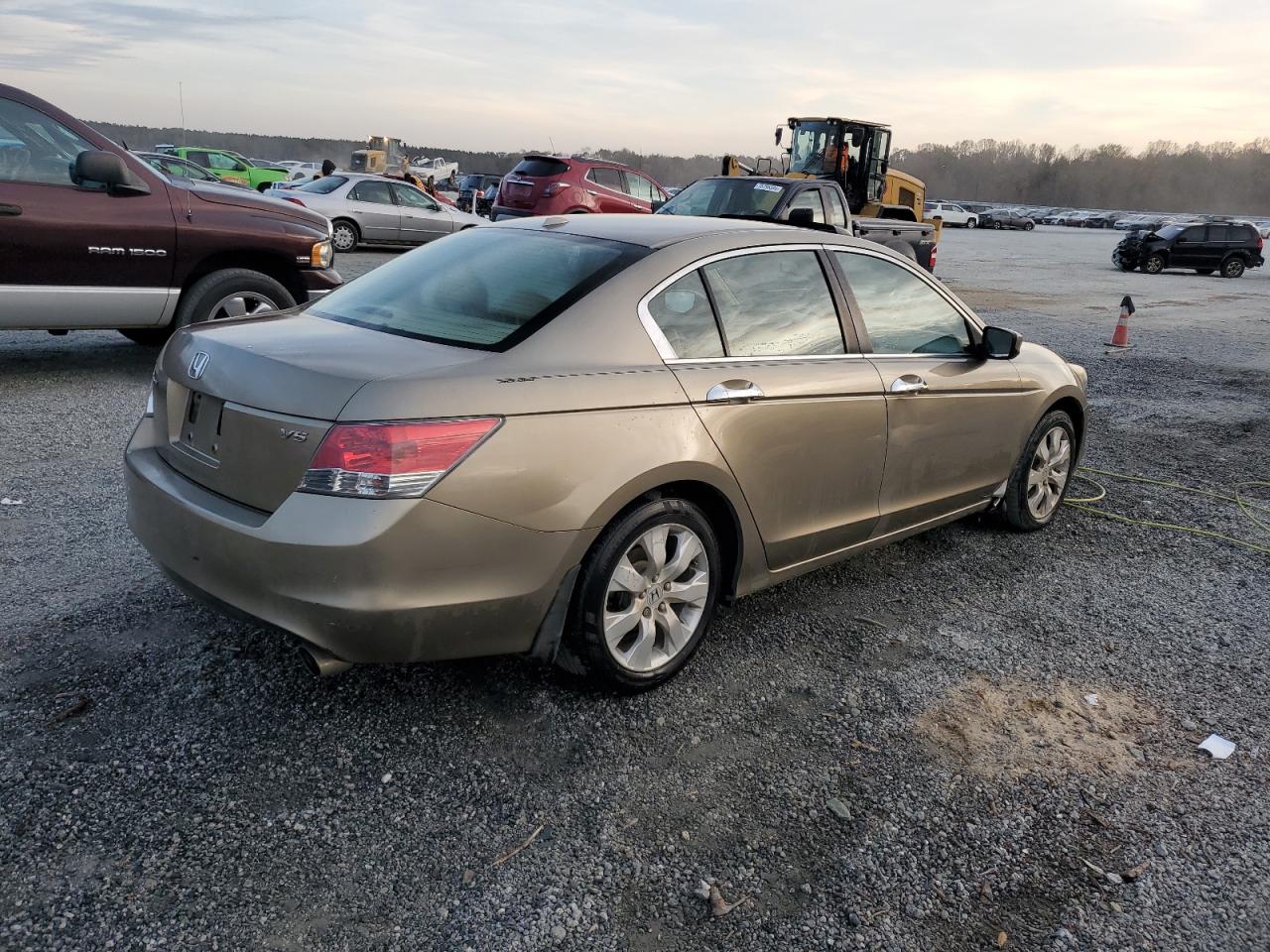 2009 Honda Accord - Image 3