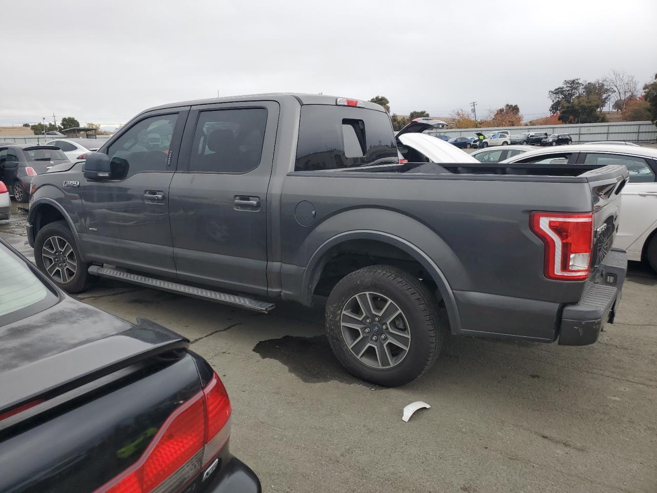 VIN 1FTEW1CP6FFA20410 2015 FORD F-150 no.2