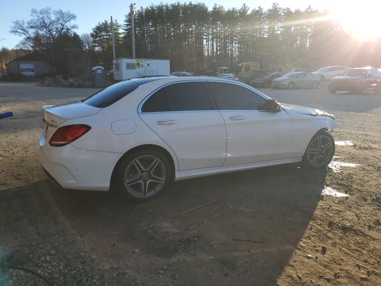 VIN 55SWF8EB5KU311105 2019 MERCEDES-BENZ C-CLASS no.3