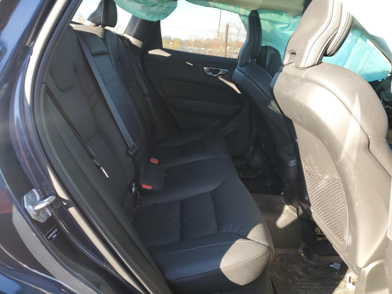 2021 Volvo XC60 - Image 11