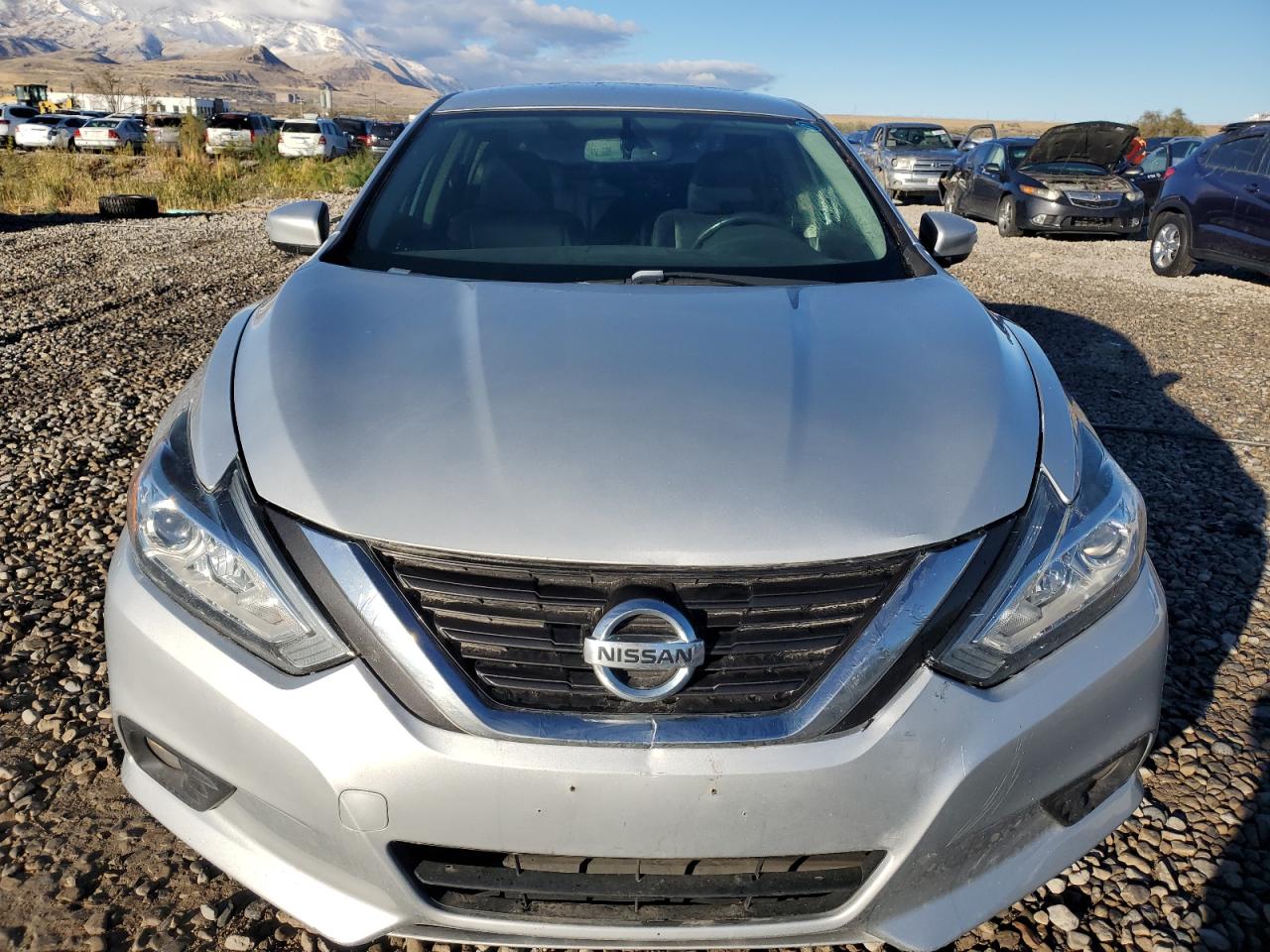 2017 Nissan Altima - Image 5