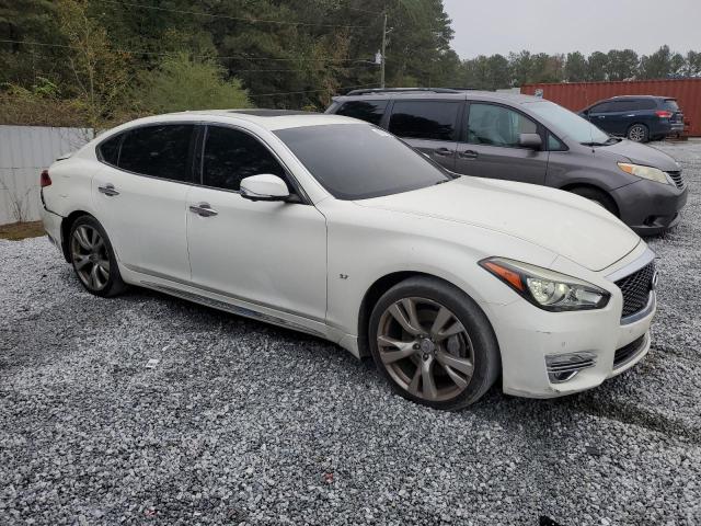  INFINITI Q70 2018 Beige