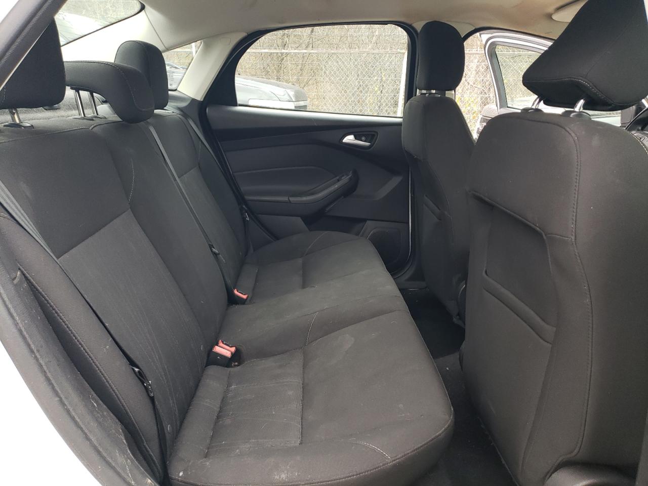 2015 Ford Focus - Image 10
