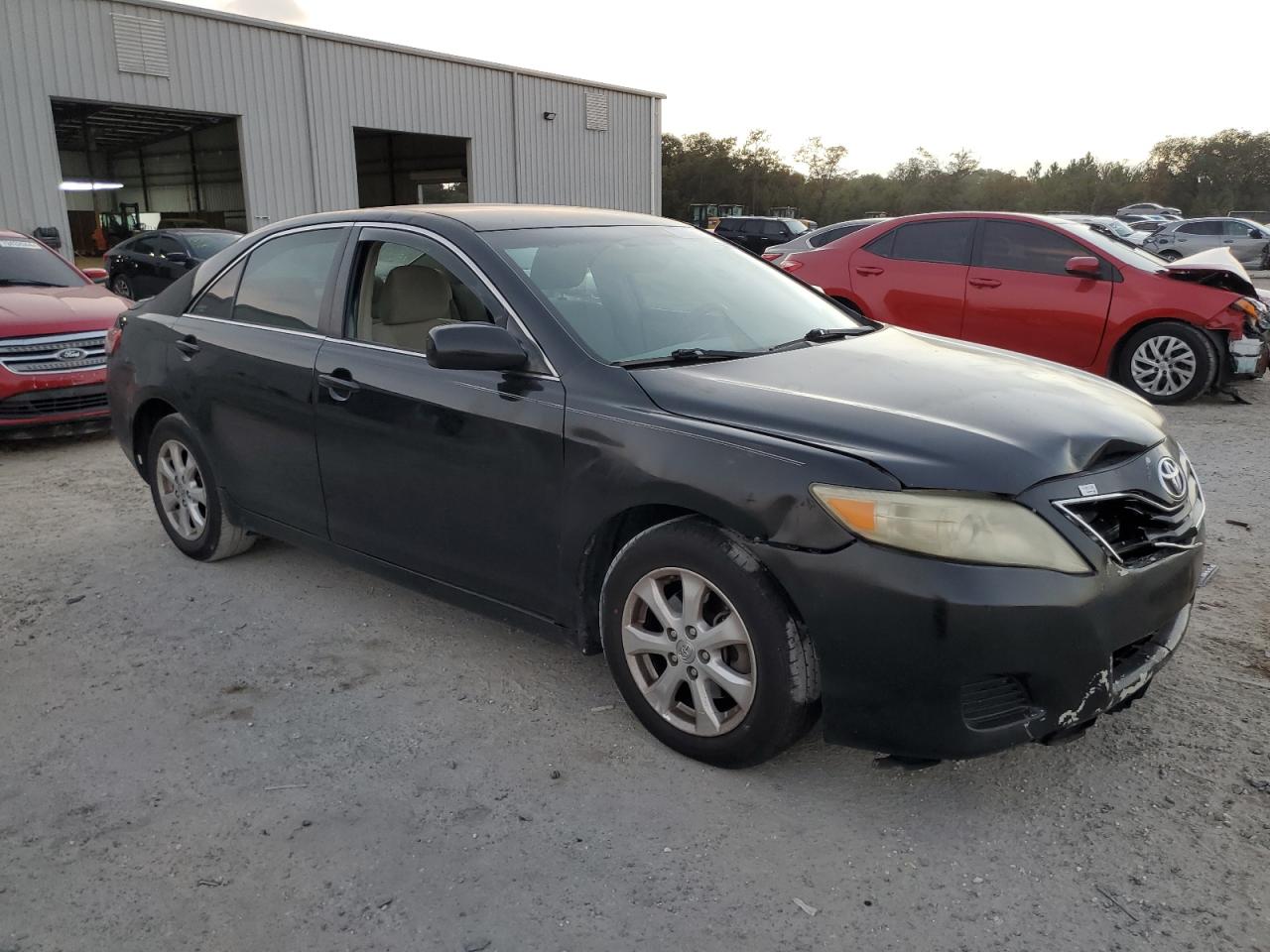 2011 Toyota Camry - Image 4