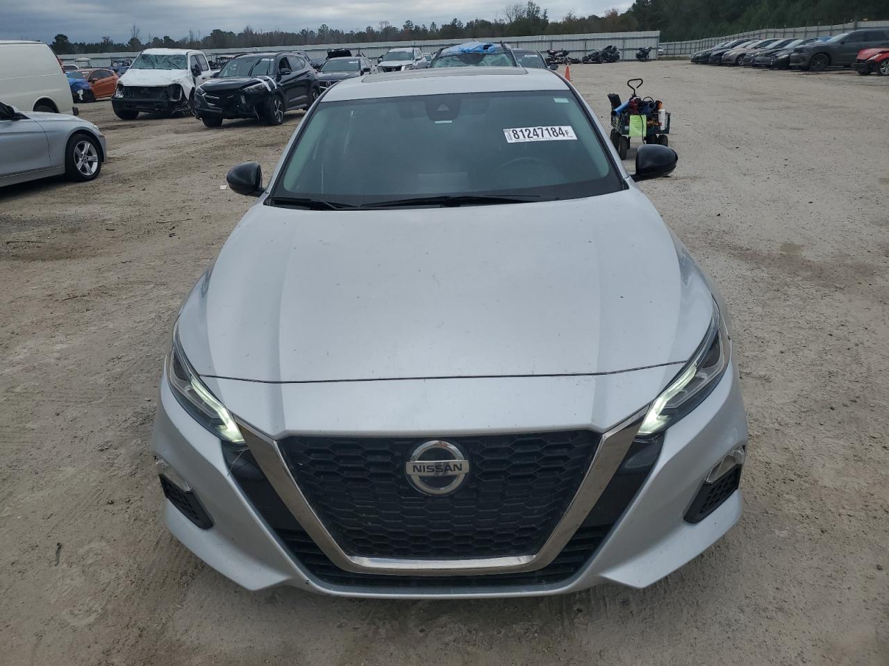 2020 Nissan Altima - Image 5