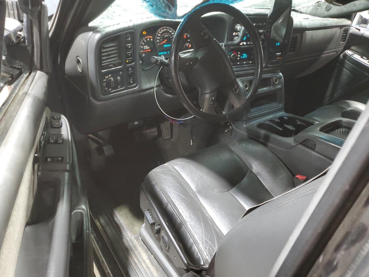 2003 GMC Sierra - Image 8