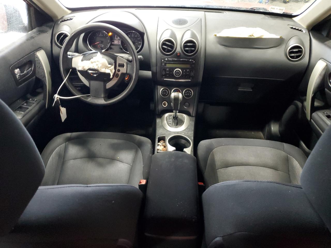 2011 Nissan Rogue - Image 8