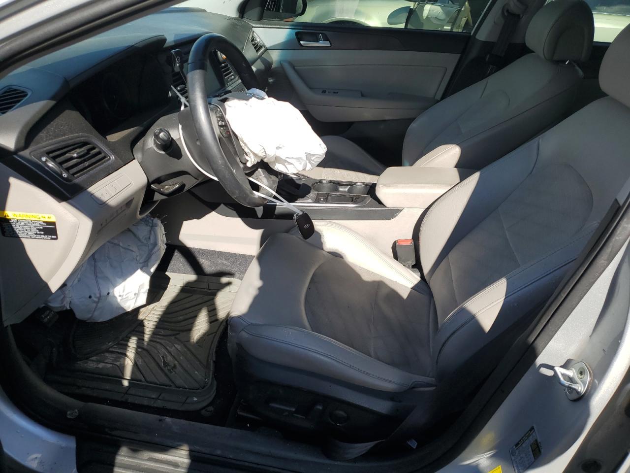 2015 Hyundai Sonata - Image 8