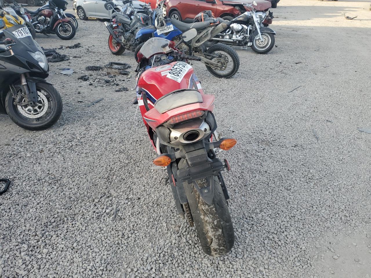 JH2PC40J8RK100135 HONDA CBR CYCLE 2024