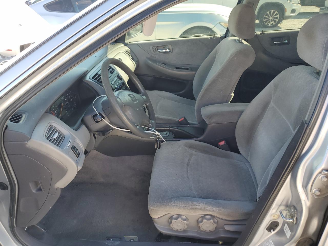 2001 Honda Accord - Image 7
