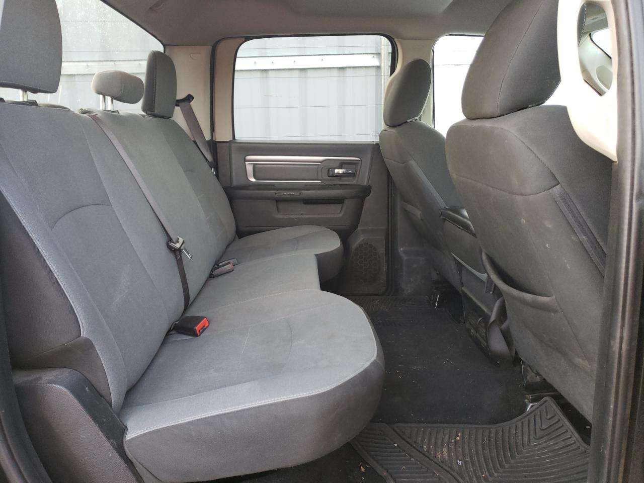 2021 RAM 1500 - Image 10