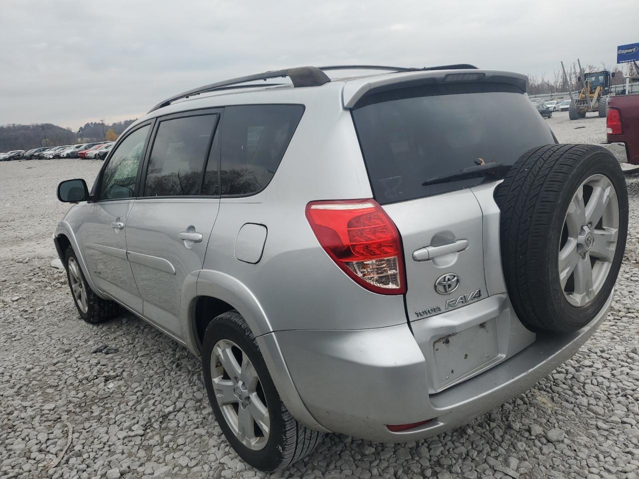 2007 Toyota RAV 4 - Image 2