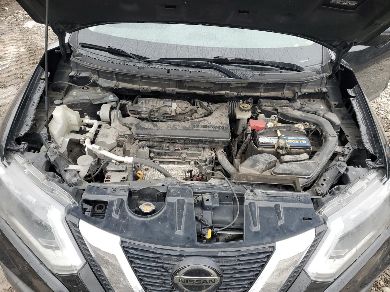 2018 Nissan Rogue - Image 13