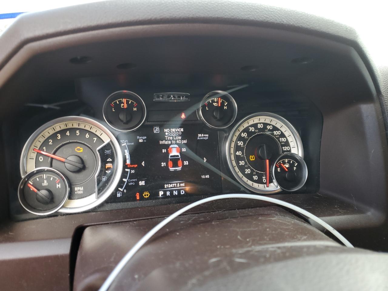 2016 RAM 1500 - Image 9