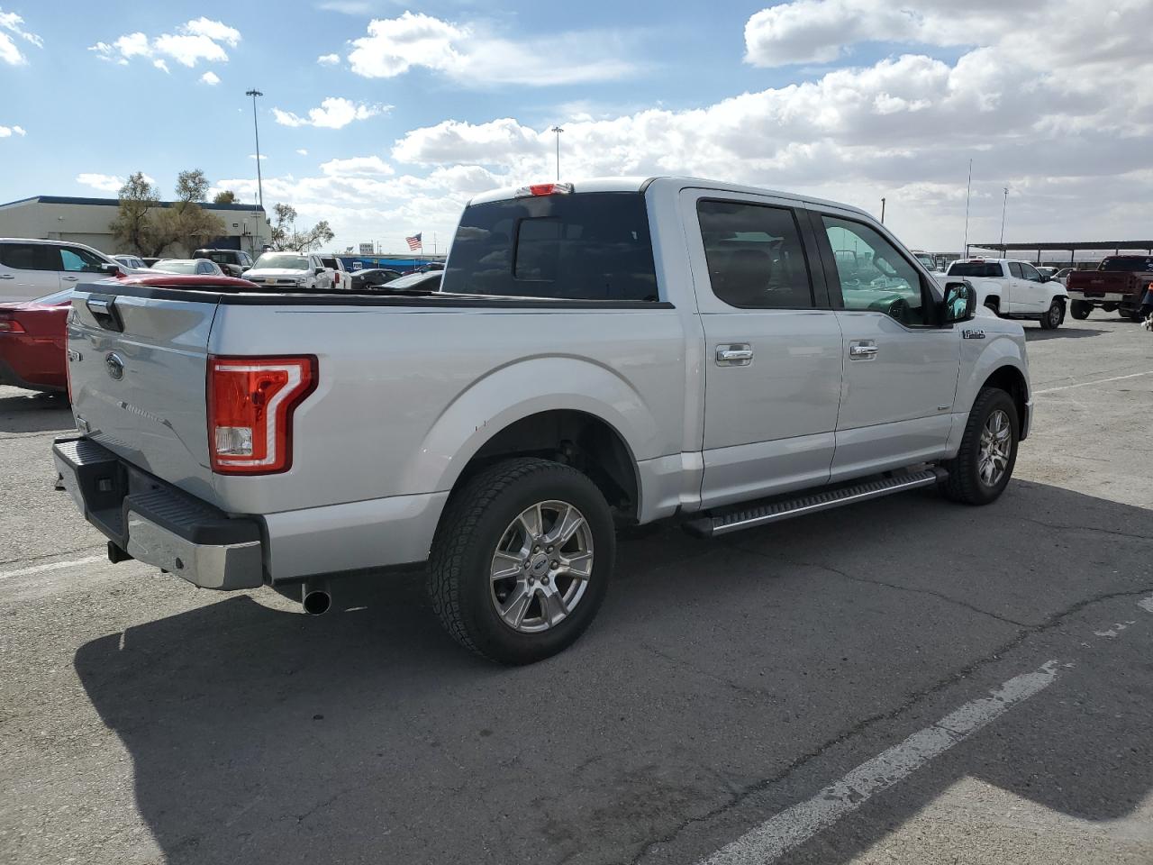 VIN 1FTEW1CG6FKF02561 2015 FORD F-150 no.3