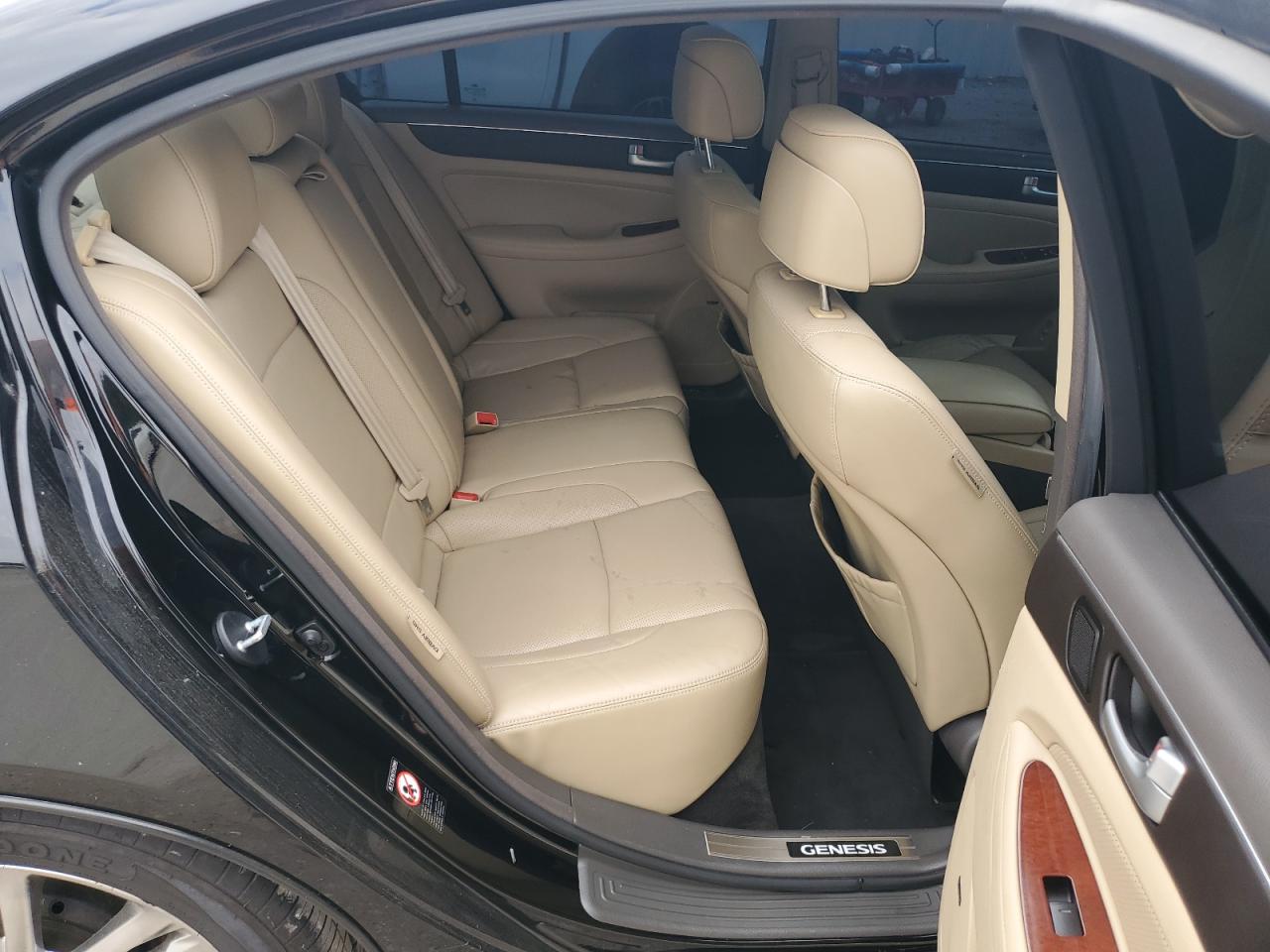 2012 Hyundai Genesis 5.0L VIN: KMHGC4DHXCU187396 Lot: 82468184