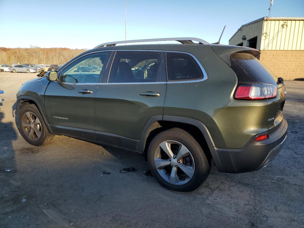 2019 Jeep Grand Cherokee - Image 2