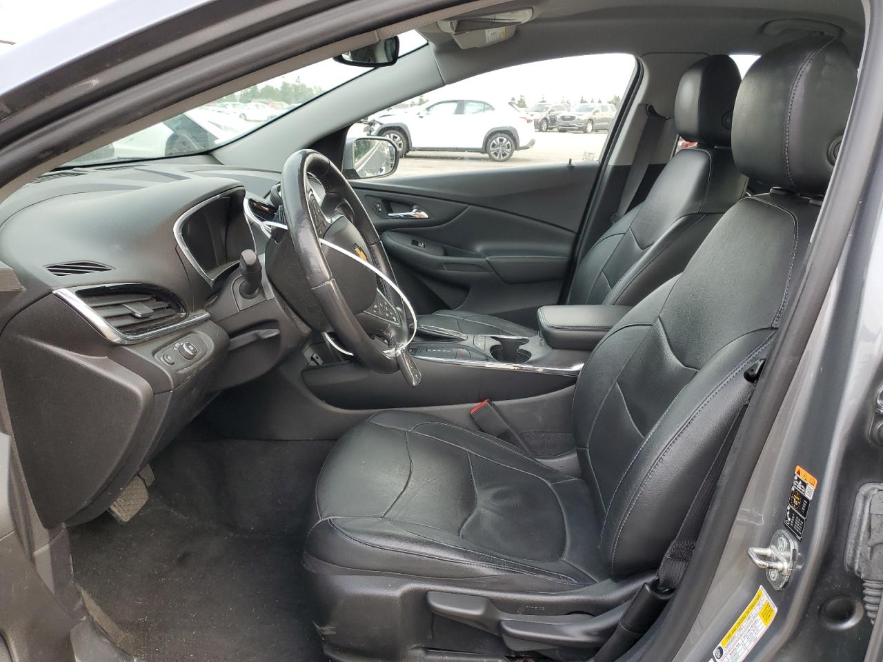 2018 Chevrolet Volt - Image 7