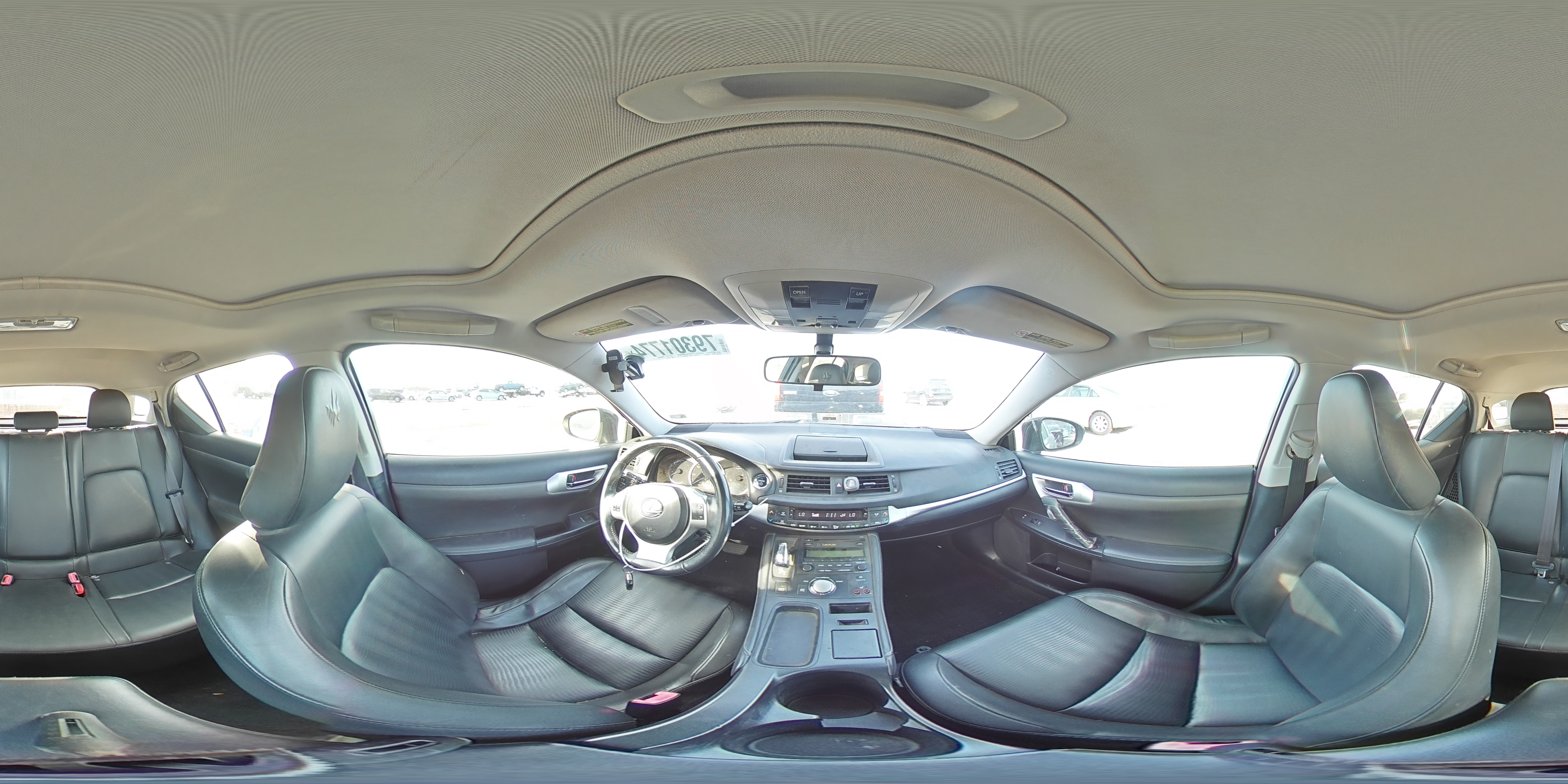 2012 Lexus CT - Image 13