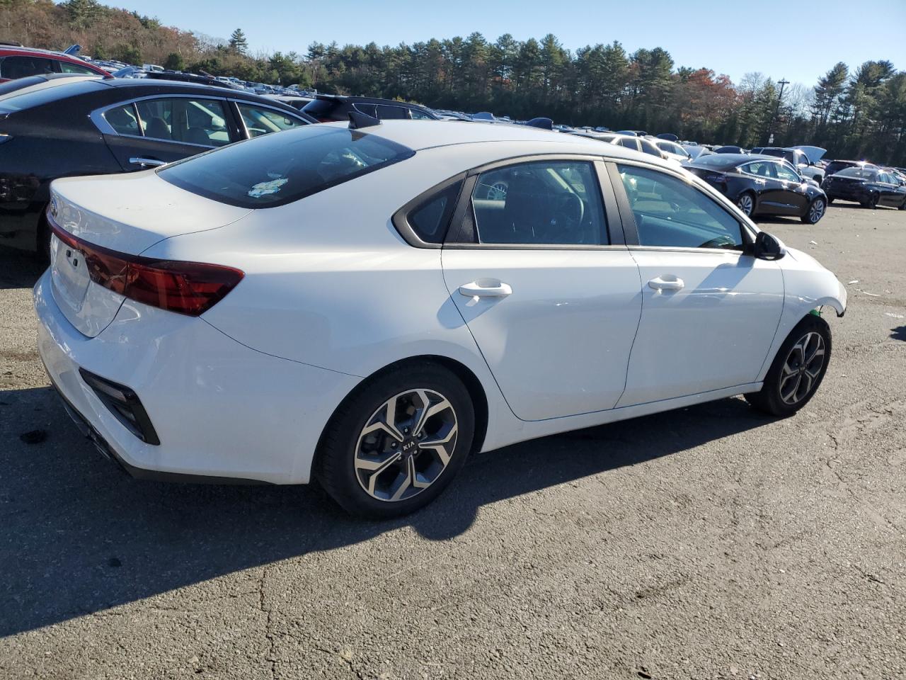 2019 Kia Forte - Image 3