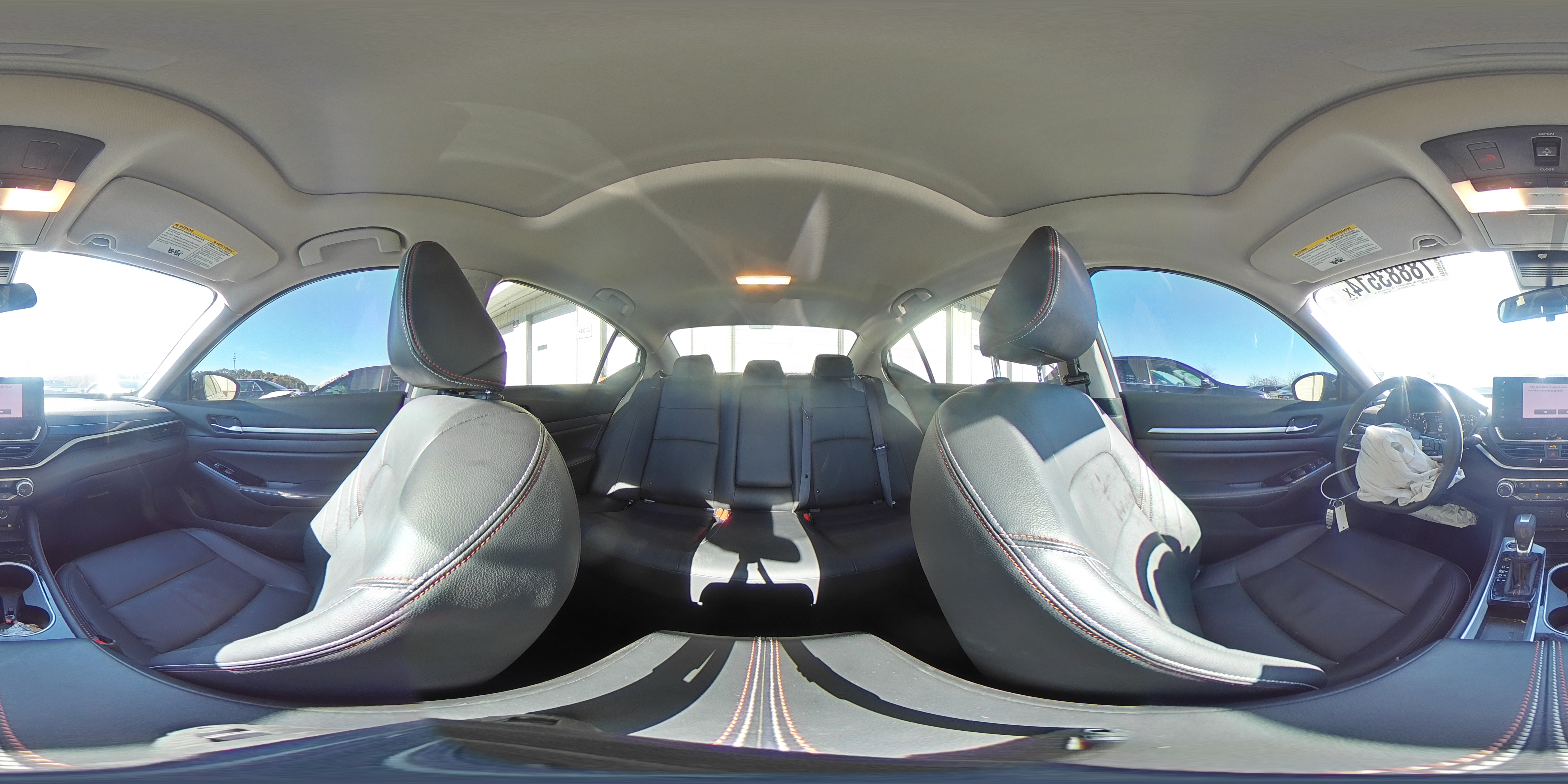 2024 Nissan Altima - Image 13