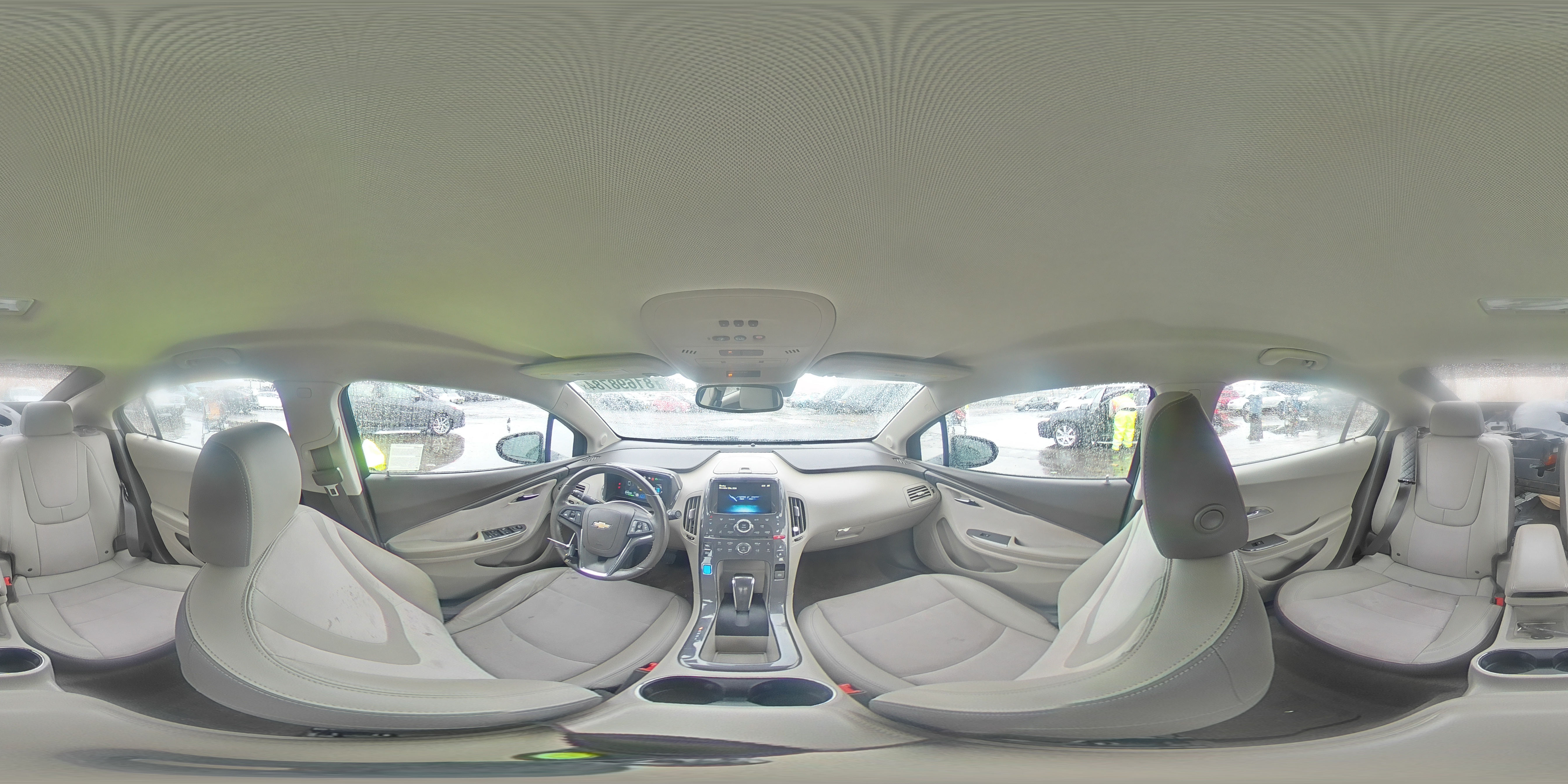 2014 Chevrolet Volt - Image 13