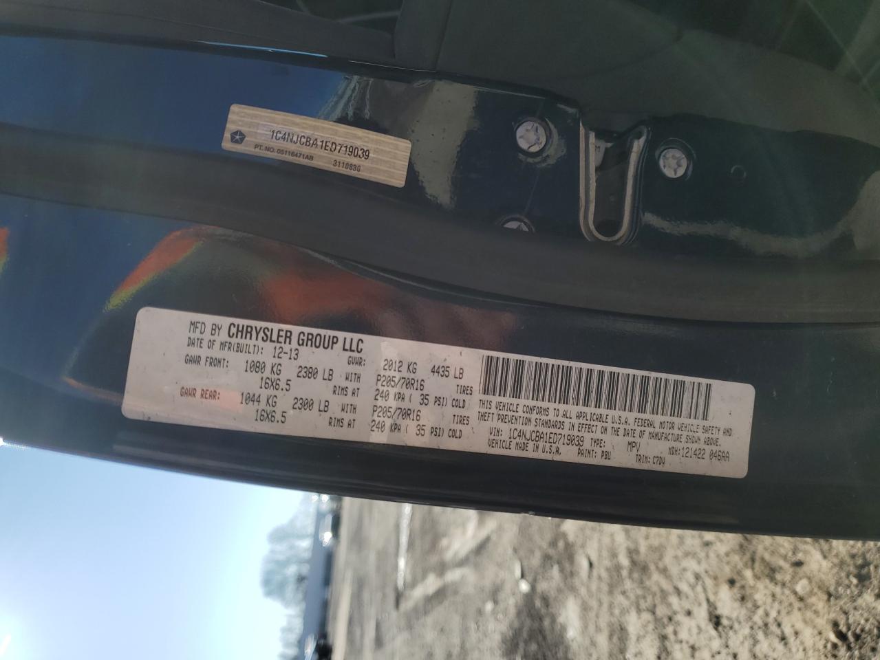 2014 Jeep Compass - Image 15