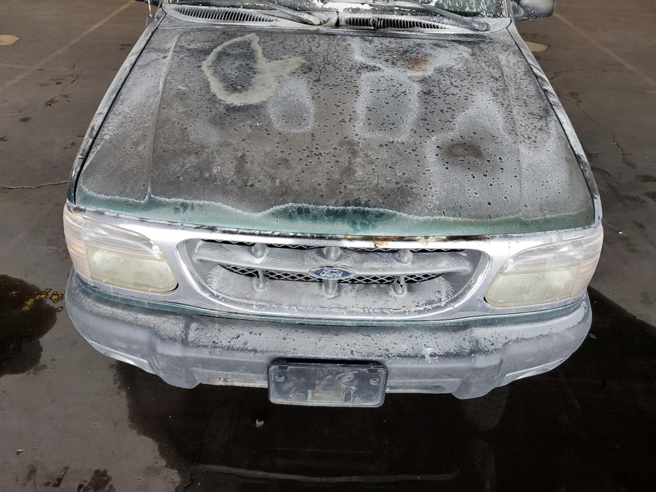 2001 Ford Explorer - Image 11