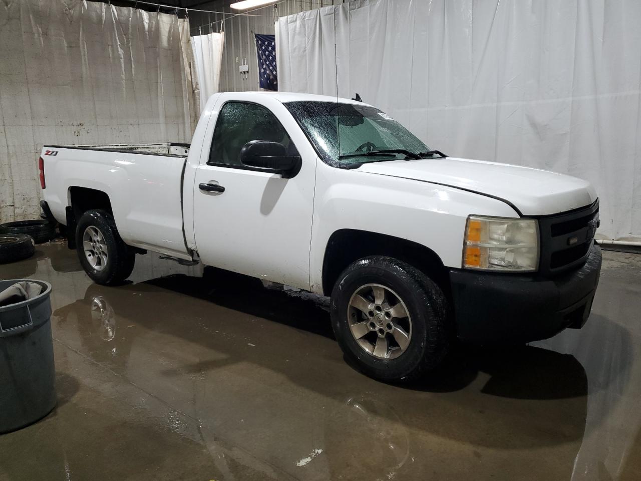 2007 Chevrolet Silverado - Image 4