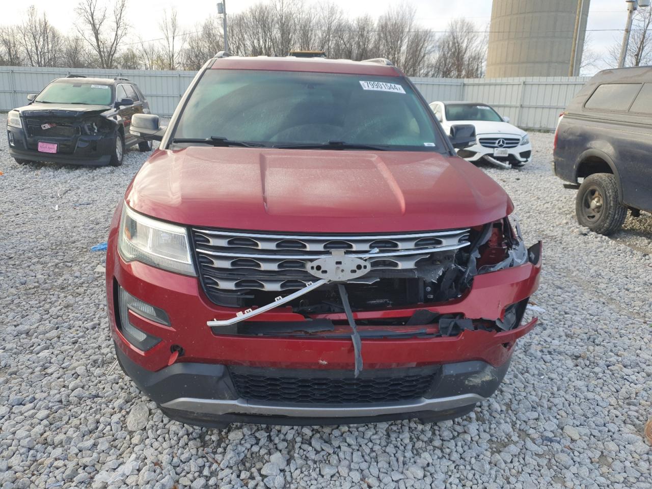 2017 Ford Explorer - Image 5