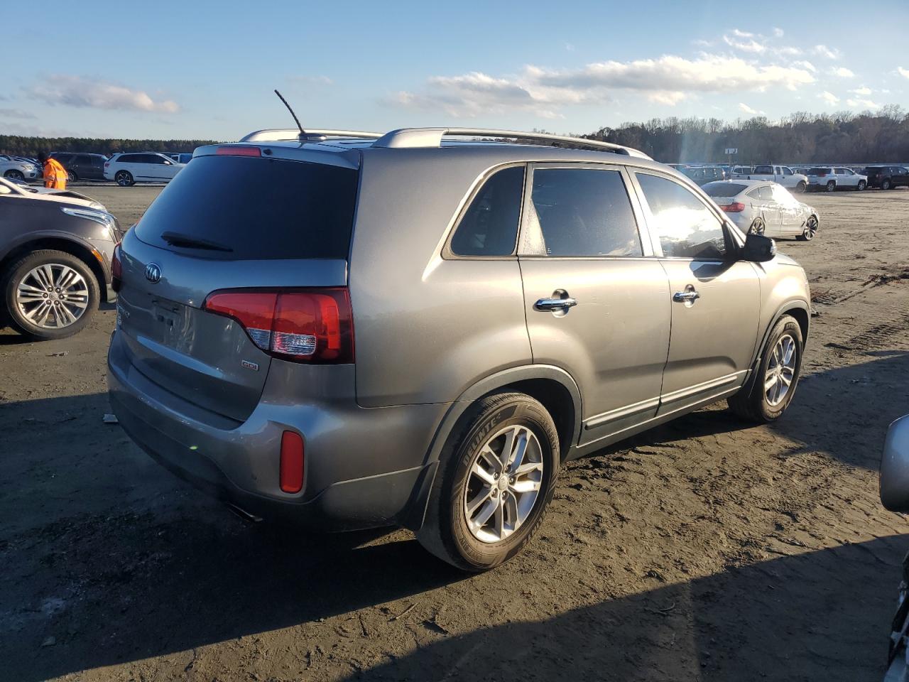 2014 Kia Sorento - Image 3