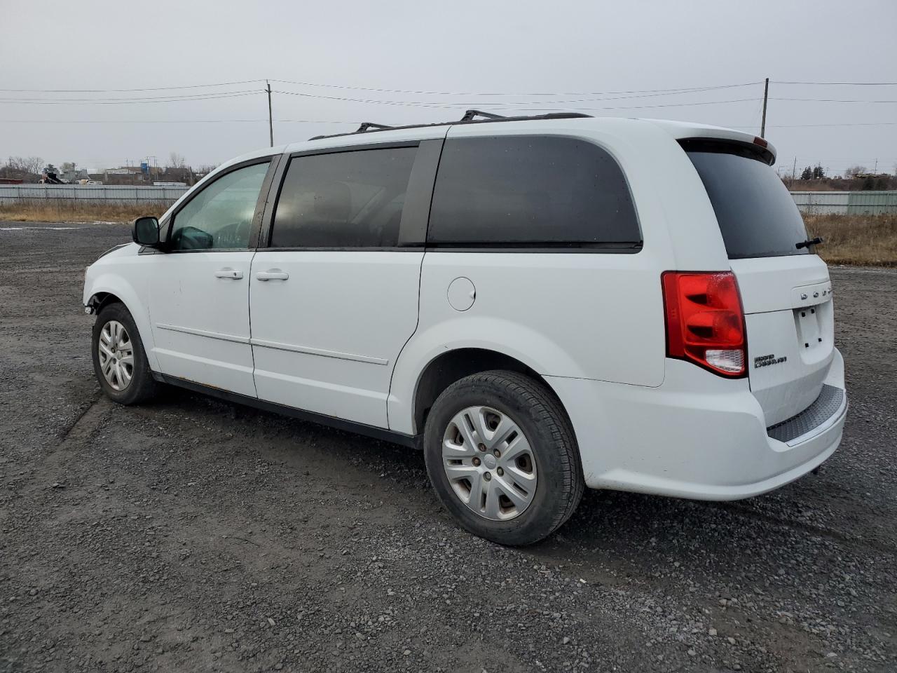2016 Dodge Caravan - Image 2