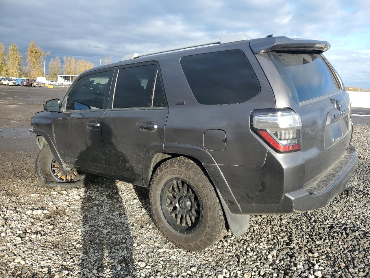 2018 Toyota 4Runner - Image 2