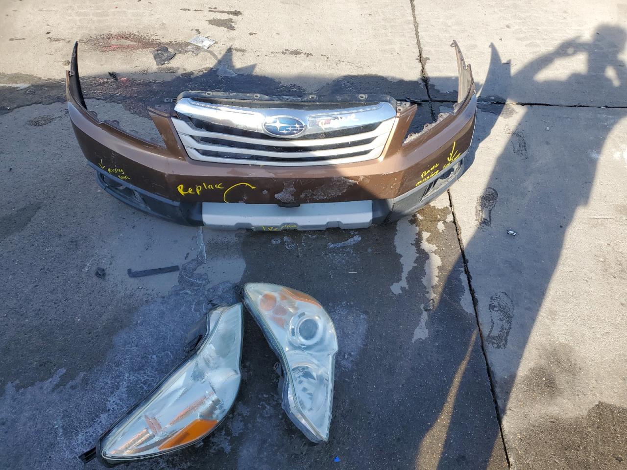 2011 Subaru Outback - Image 13