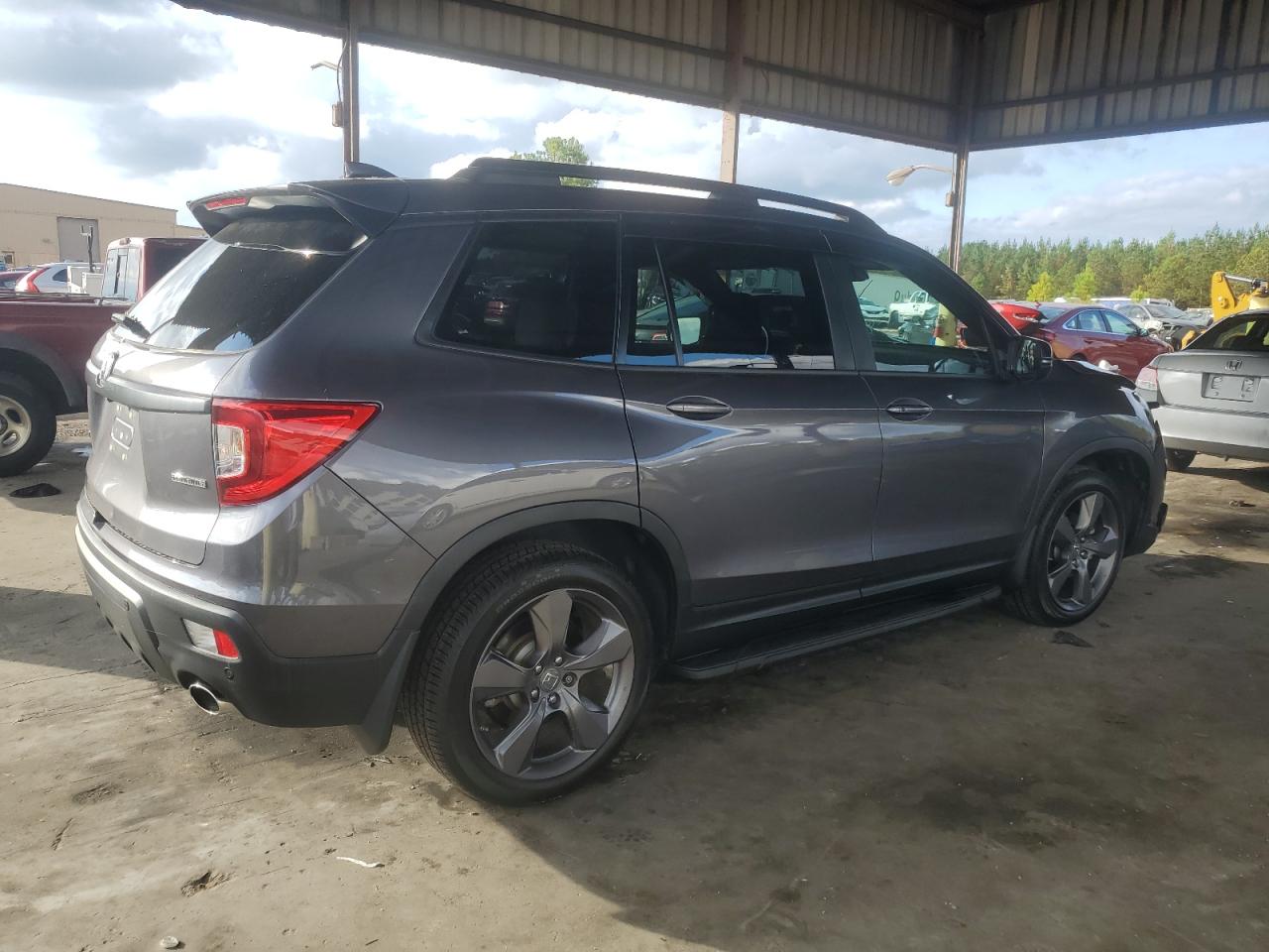 2021 Honda Passport - Image 3