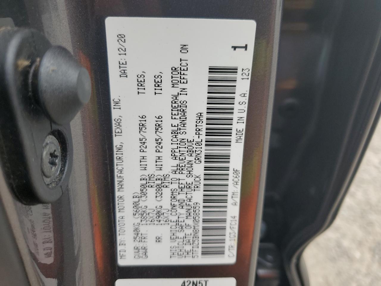 2021 Toyota Tacoma - Image 12