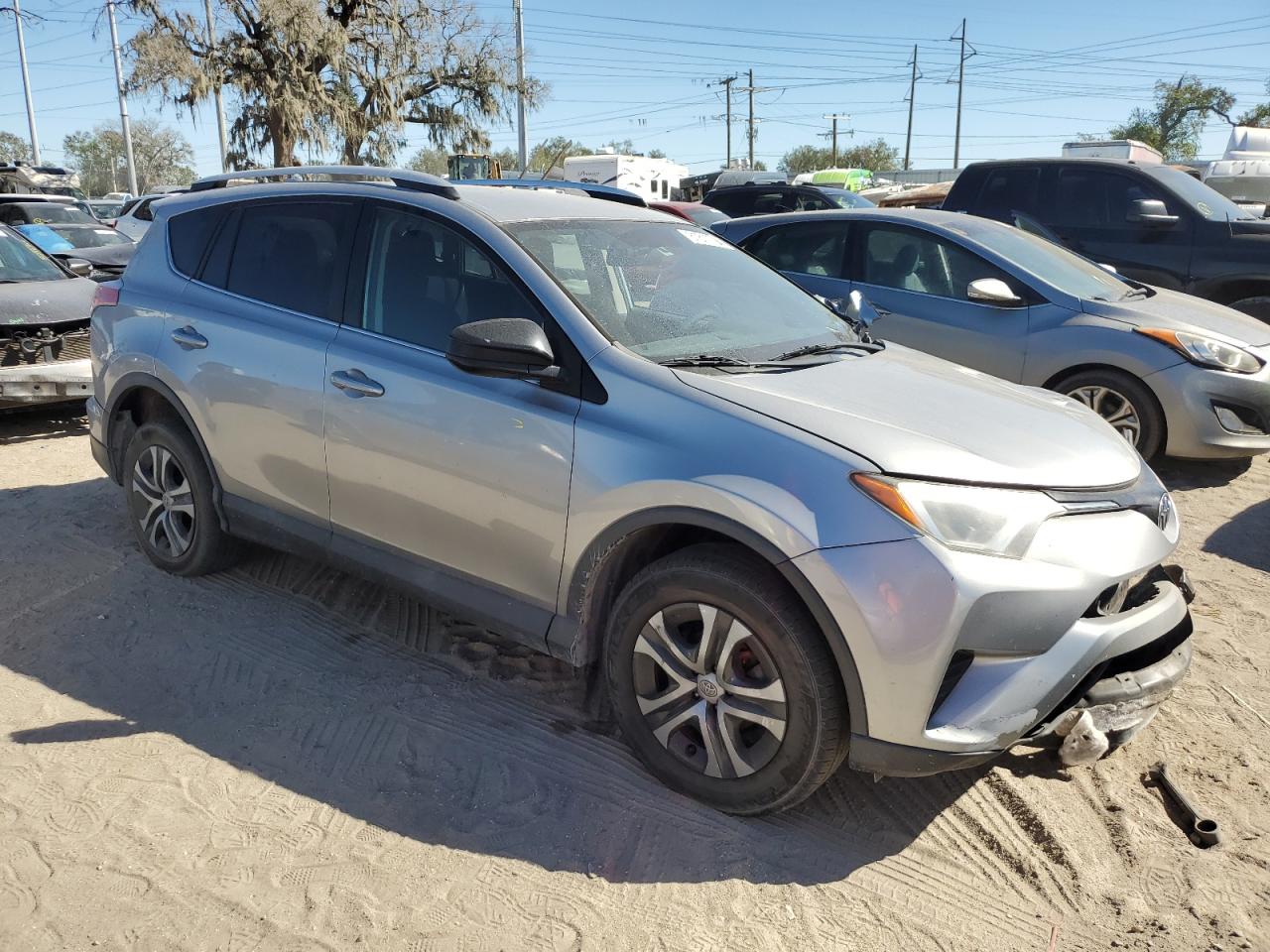 VIN 2T3BFREV8GW433507 2016 TOYOTA RAV4 no.4