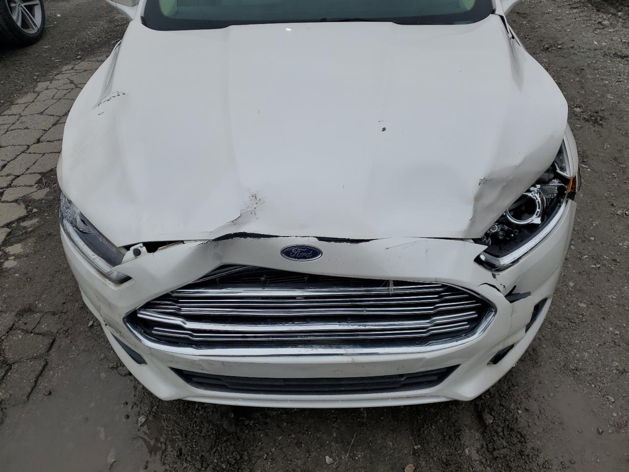 2016 Ford Fusion - Image 11