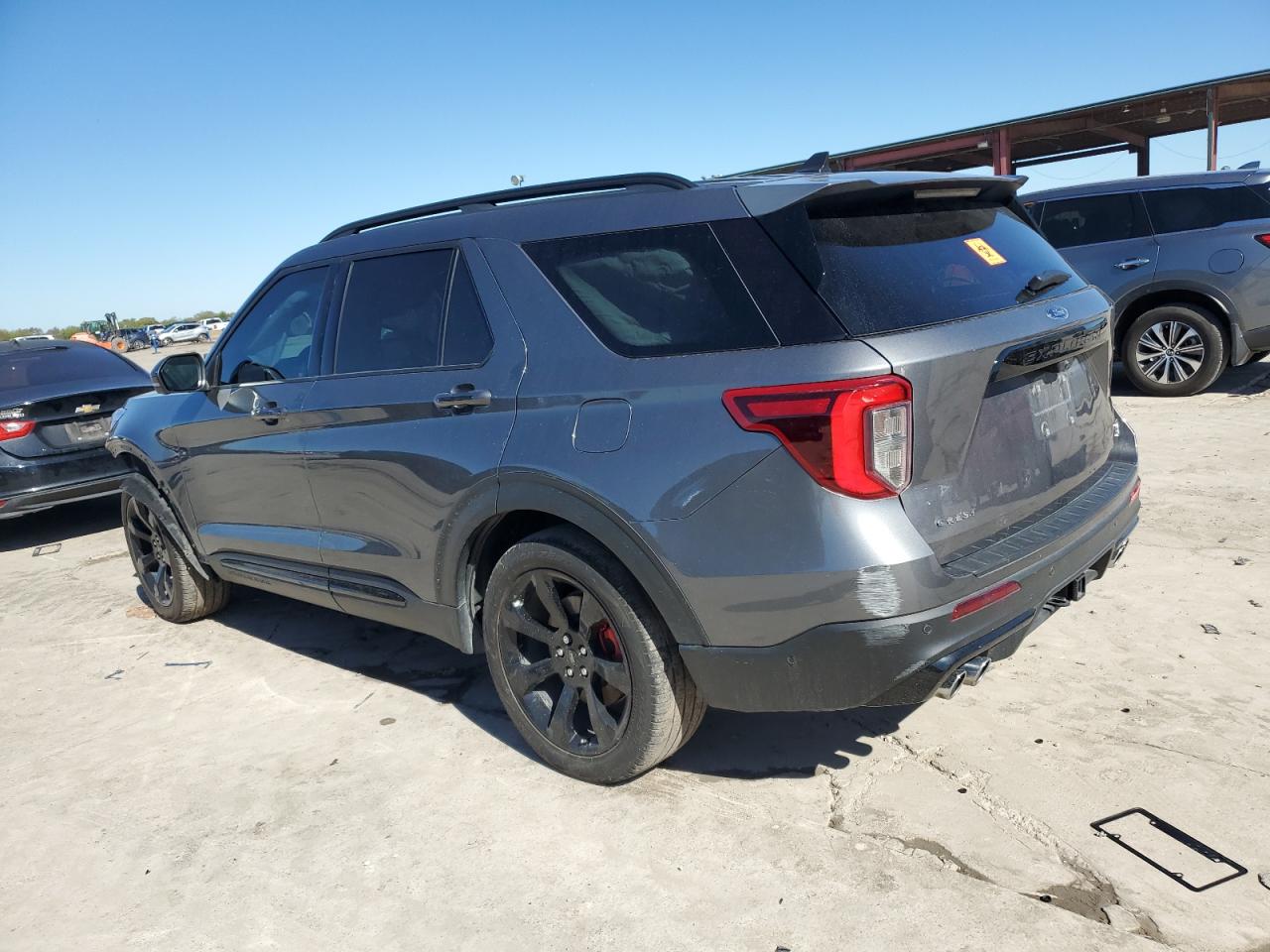 2021 Ford Explorer - Image 2