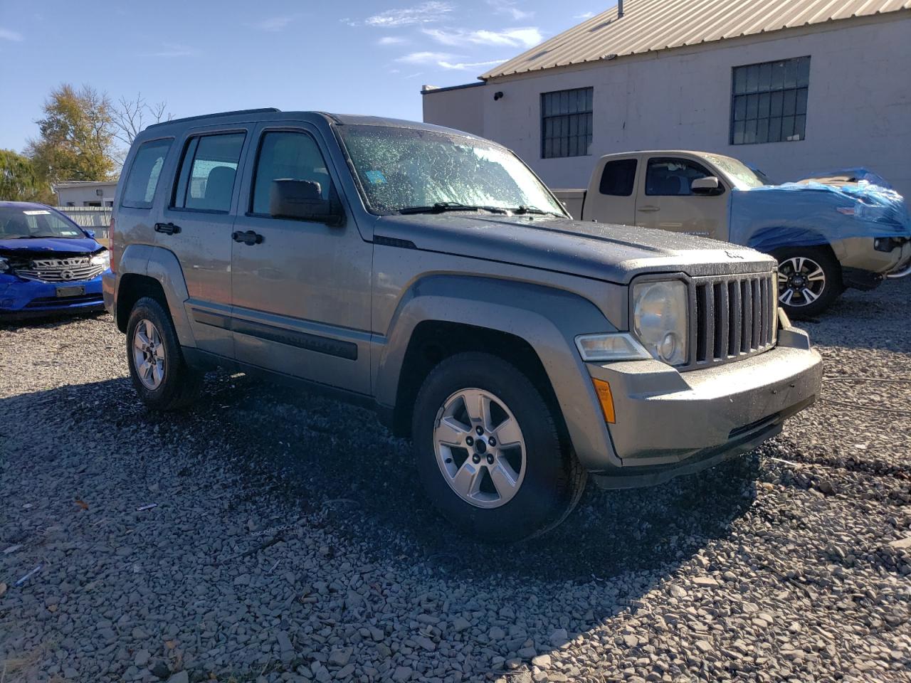 2012 Jeep Liberty (North America) - Image 4