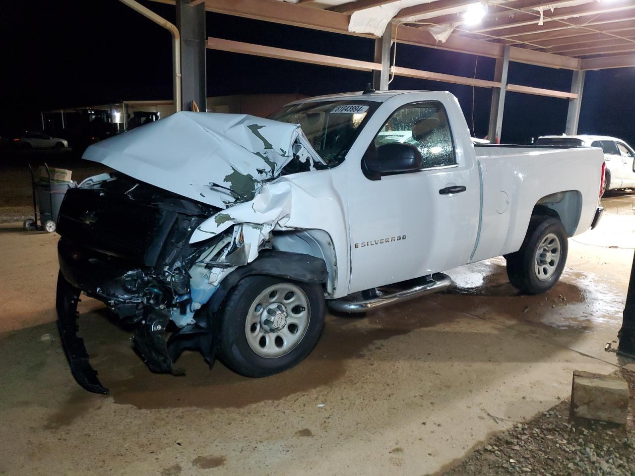2007 Chevrolet Silverado - Image 1
