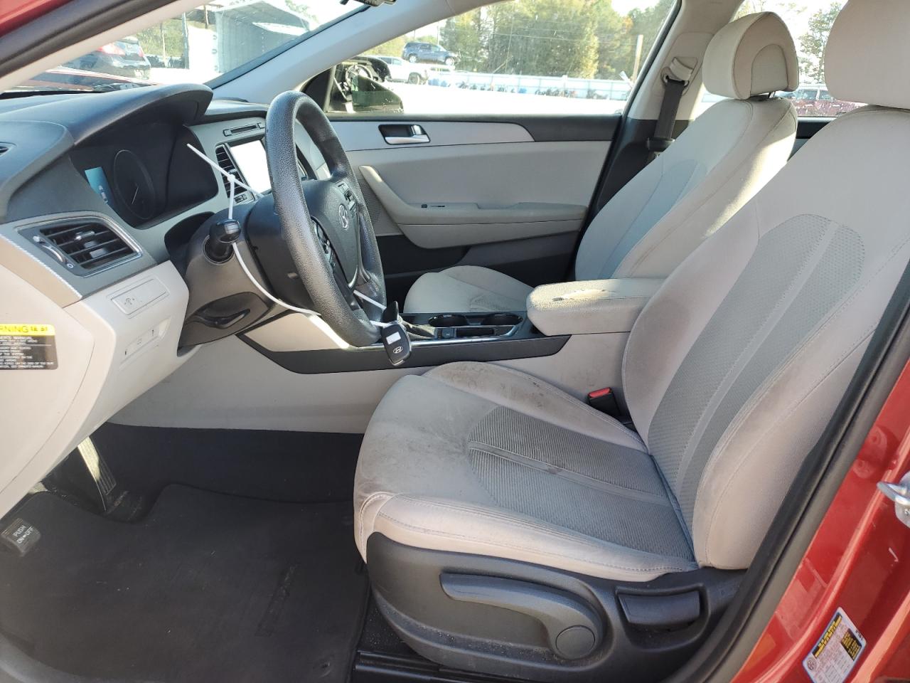 2016 Hyundai Sonata - Image 7