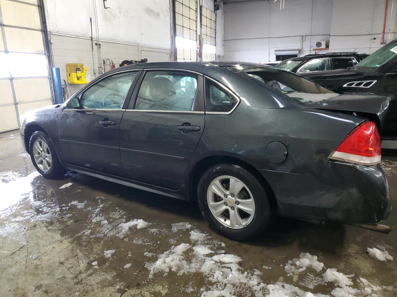 2015 Chevrolet Impala - Image 2